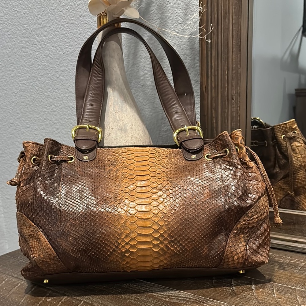 Vintage Brown Python skin/Leather Handbag. Suede interior. - Picture 2 of 9